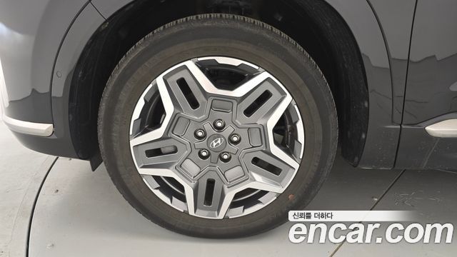 Hyundai Santafe 2023 — photo 5