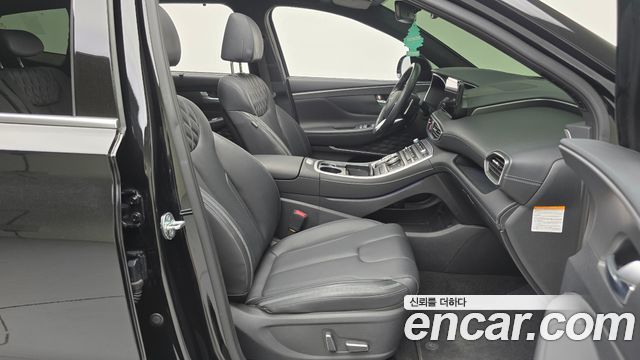 Hyundai Santafe 2023 — photo 11