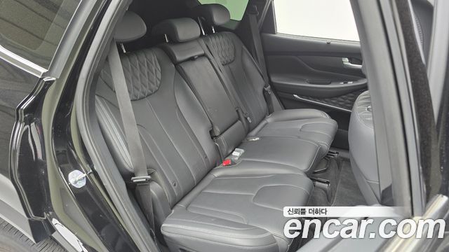Hyundai Santafe 2023 — photo 12