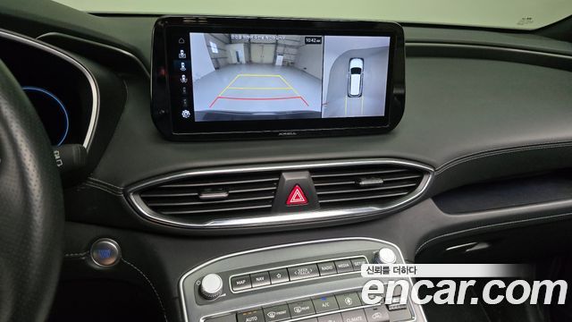 Hyundai Santafe 2023 — photo 16