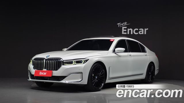 BMW 7-Series 2020 — photo 1