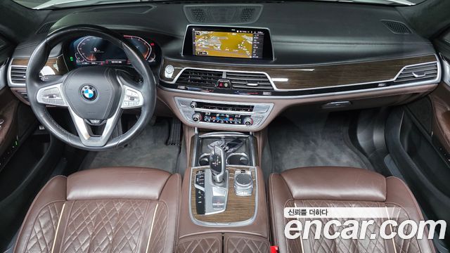 BMW 7-Series 2020 — photo 7
