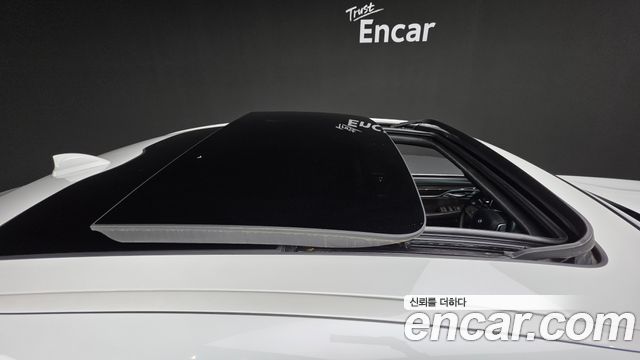 BMW 7-Series 2020 — photo 12
