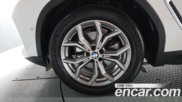 BMW X4 2021 — photo 5