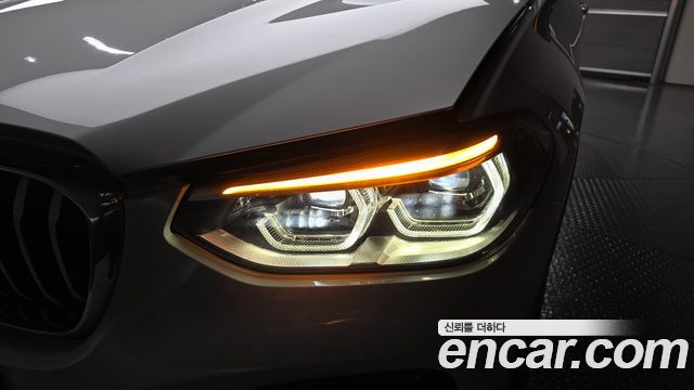 BMW X4 2021 — photo 8