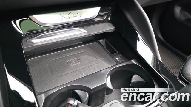 BMW X4 2021 — photo 31