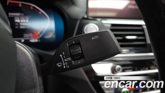 BMW X4 2021 — photo 37