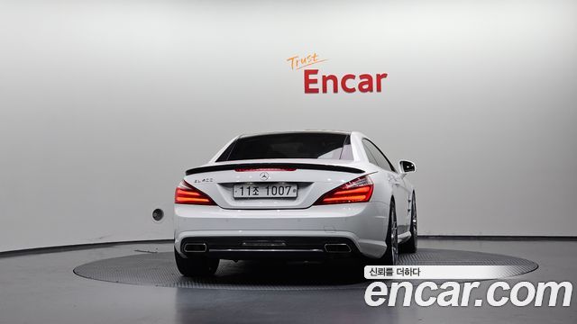 Mercedes-Benz SL-Class 2015 — photo 4