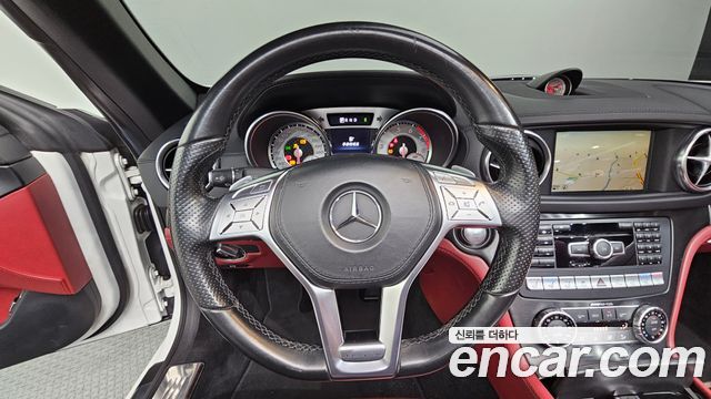 Mercedes-Benz SL-Class 2015 — photo 12