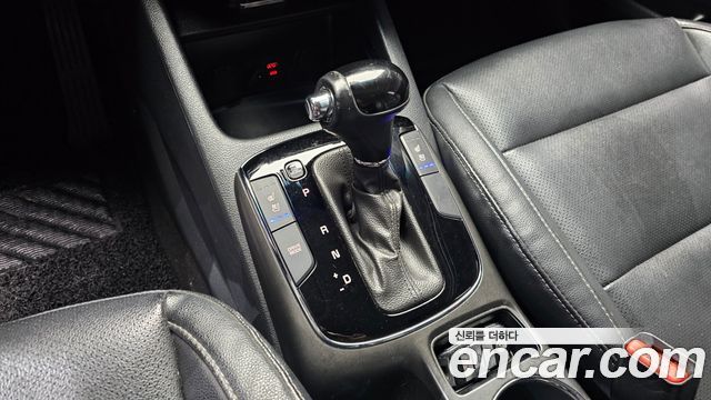 Kia K3 2016 — photo 12