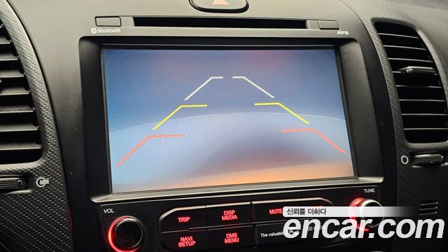Kia K3 2016 — photo 21