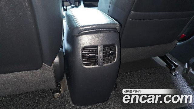 Kia K3 2016 — photo 27