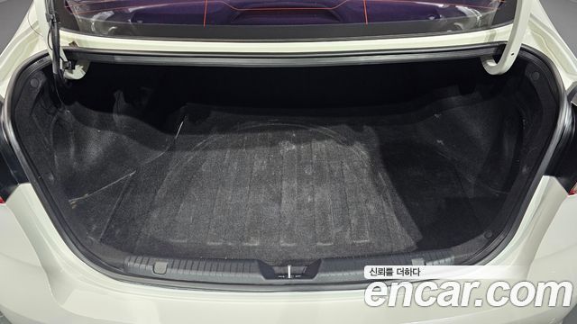 Kia K3 2016 — photo 28