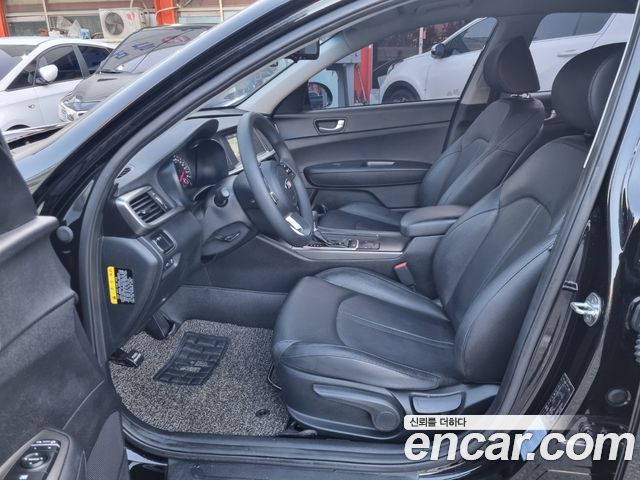 Kia K5 2019 — photo 9