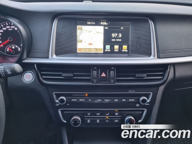 Kia K5 2019 — photo 13