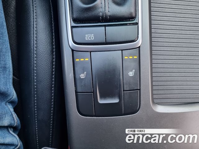 Kia K5 2019 — photo 17