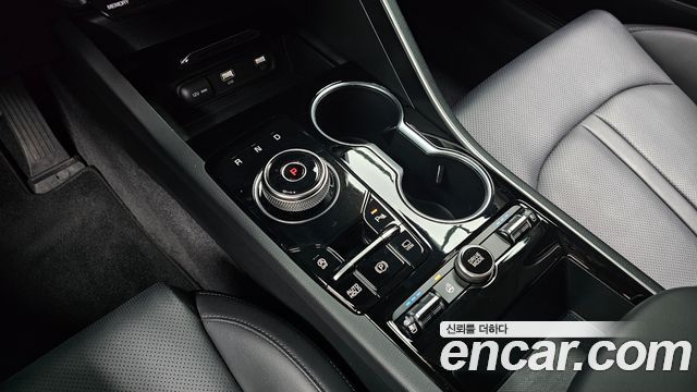 Kia K5 2022 — photo 12
