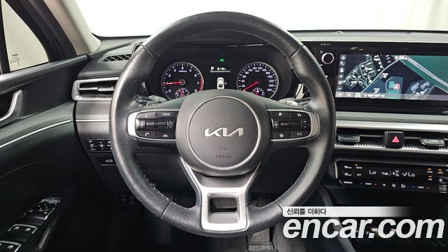 Kia K5 2022 — photo 19