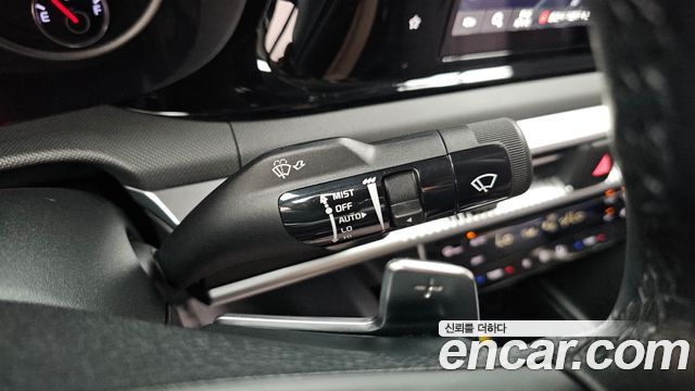 Kia K5 2022 — photo 27