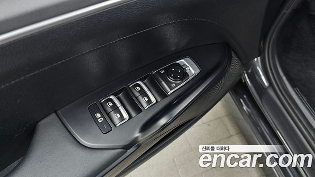 Kia K5 2022 — photo 28