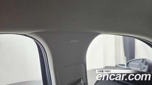 Kia K5 2022 — photo 30