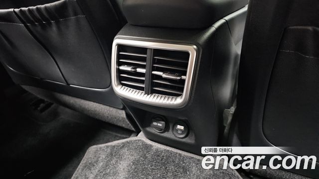Kia K5 2022 — photo 31