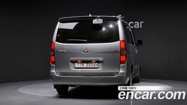Hyundai Starex 2017 — photo 4