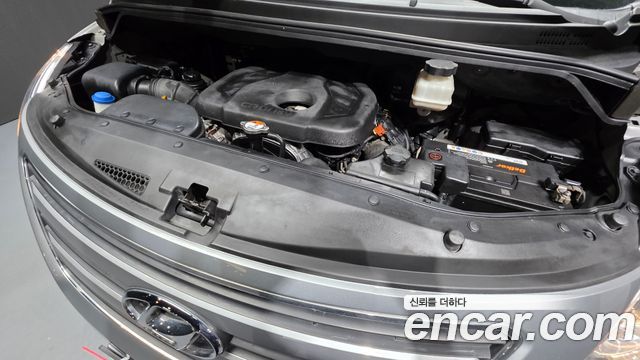 Hyundai Starex 2017 — photo 6