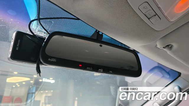 Hyundai Starex 2017 — photo 25