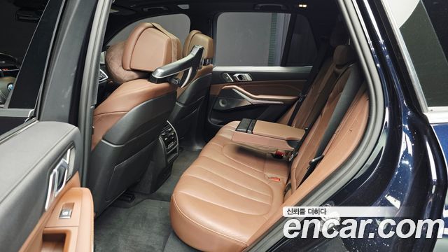 BMW X5 2021 — photo 11