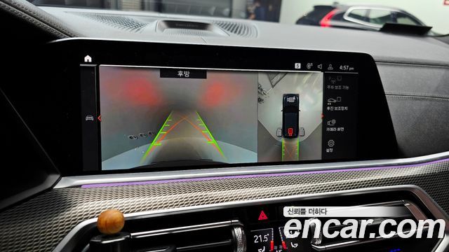 BMW X5 2021 — photo 17