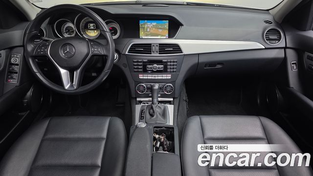 Mercedes-Benz C-Class 2012 — photo 7