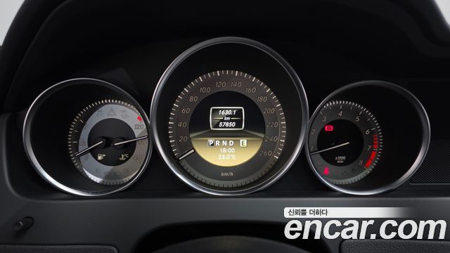 Mercedes-Benz C-Class 2012 — photo 8