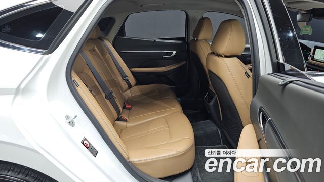 Hyundai Sonata 2020 — photo 17