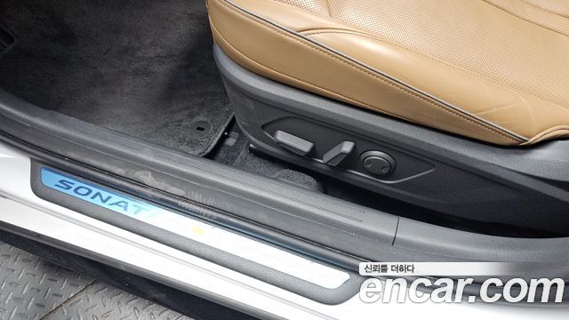 Hyundai Sonata 2020 — photo 32
