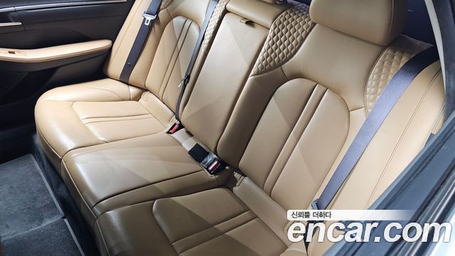 Hyundai Sonata 2020 — photo 33