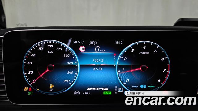 Mercedes-Benz GLE-Class 2022 — photo 11