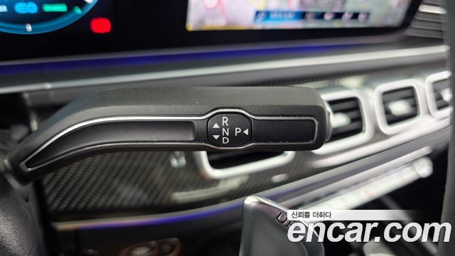 Mercedes-Benz GLE-Class 2022 — photo 12