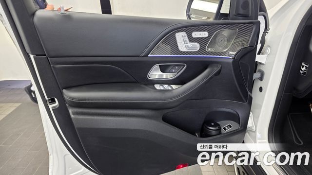 Mercedes-Benz GLE-Class 2022 — photo 14