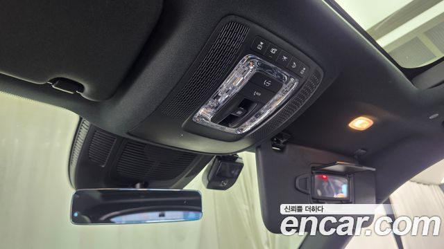 Mercedes-Benz GLE-Class 2022 — photo 27