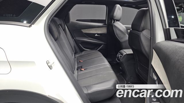Peugeot 3008 2022 — photo 17