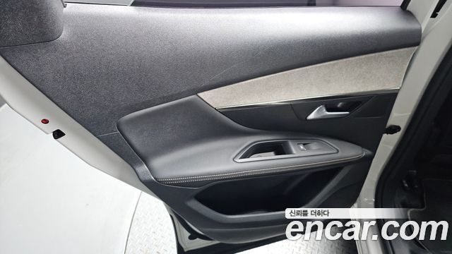 Peugeot 3008 2022 — photo 15