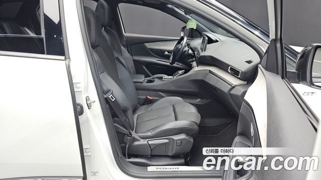 Peugeot 3008 2022 — photo 16