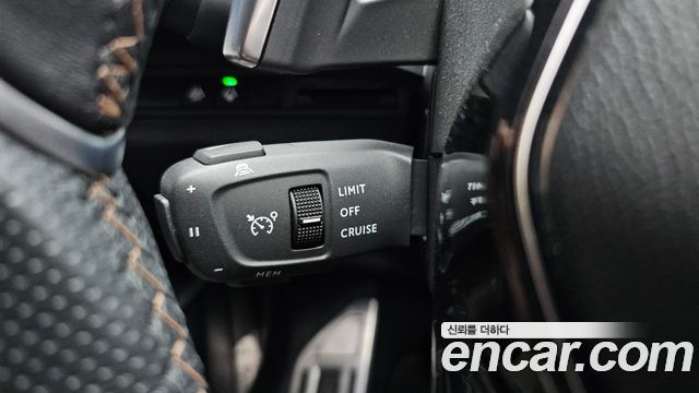 Peugeot 3008 2022 — photo 33