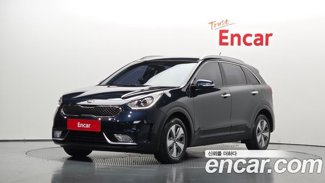Kia Niro 2018 — photo 1