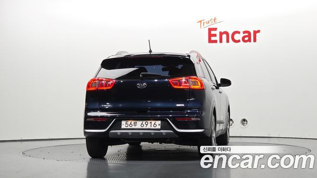 Kia Niro 2018 — photo 4