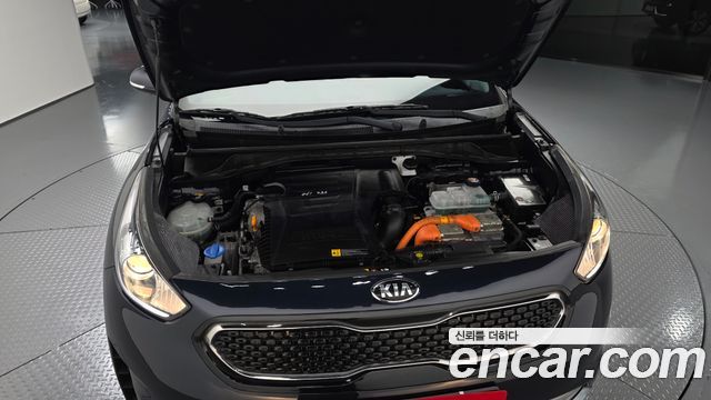 Kia Niro 2018 — photo 6