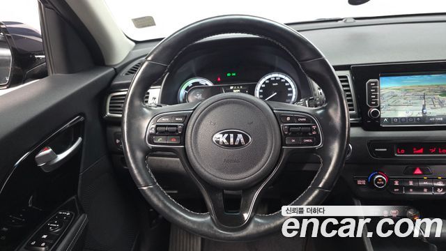 Kia Niro 2018 — photo 19