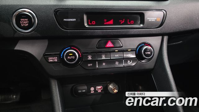 Kia Niro 2018 — photo 23
