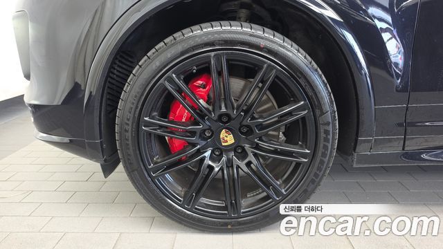 Porsche Cayenne 2016 — photo 5